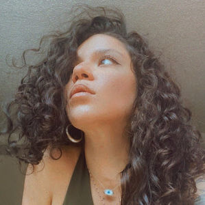 Meet your Posher, Isabel